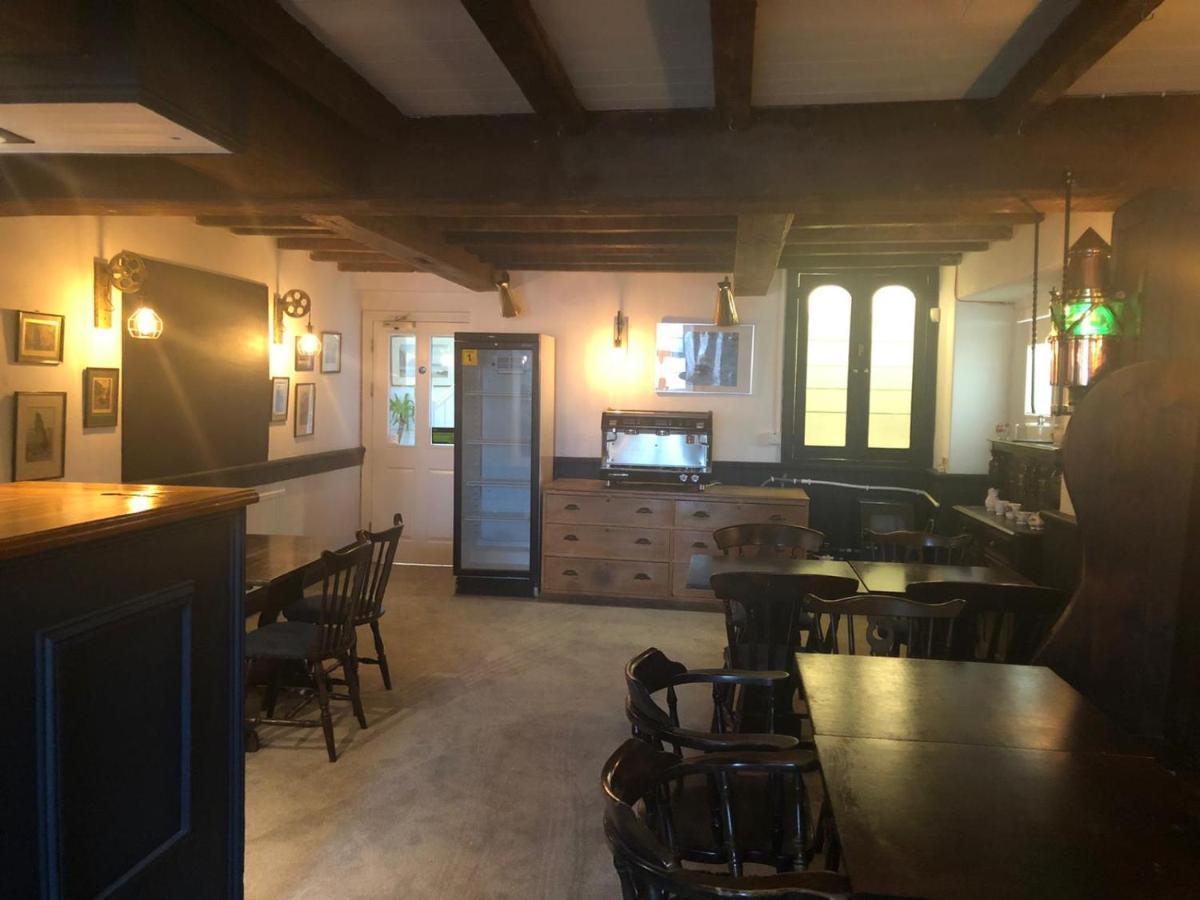 The Top House Inn The The Lizard Exterior foto